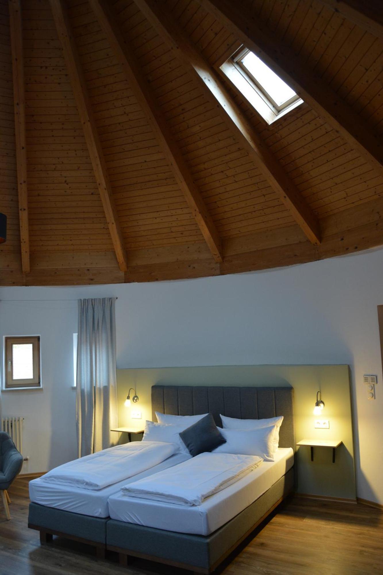 Hotel Garni Kern Halfing Bagian luar foto