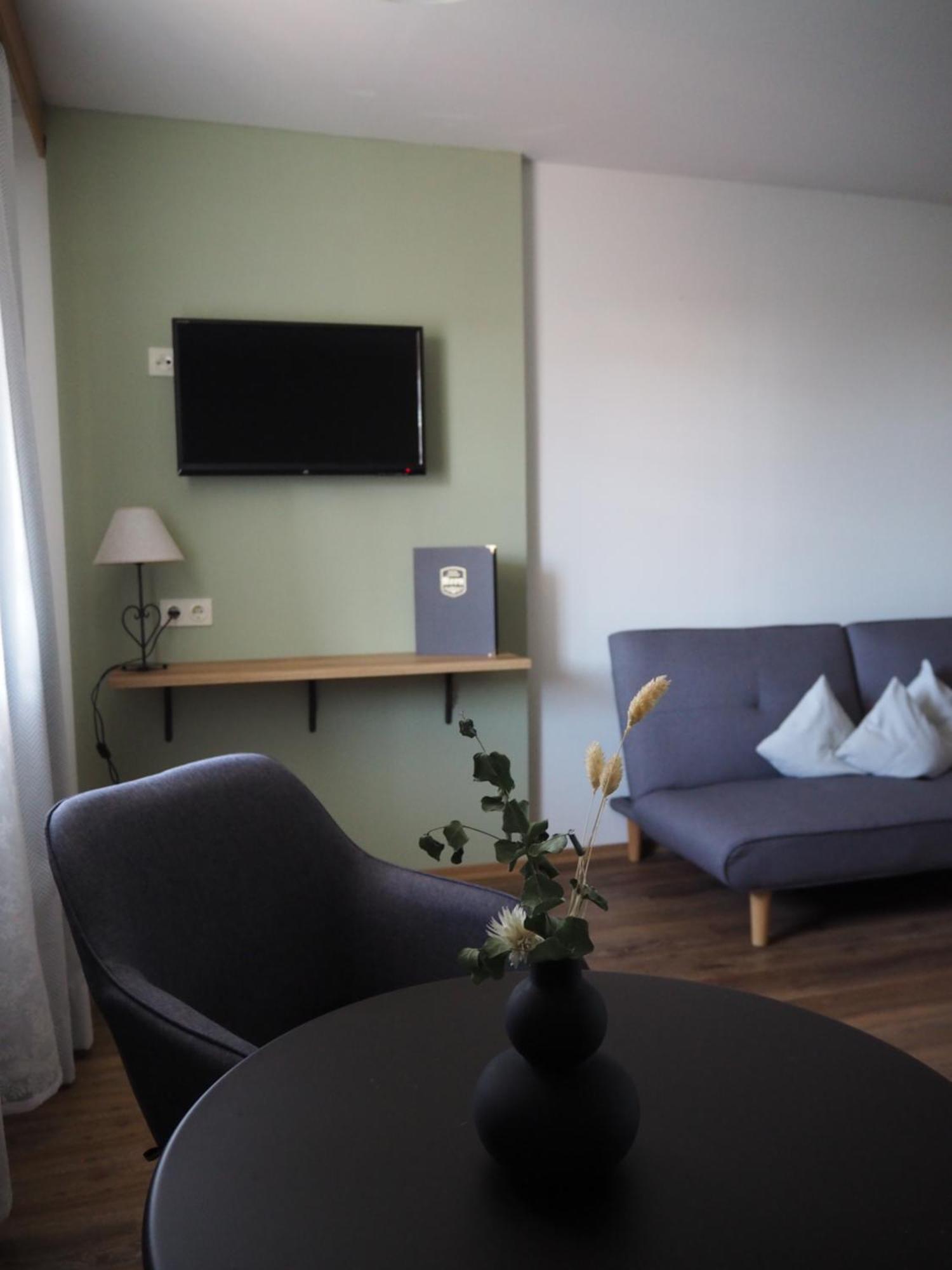 Hotel Garni Kern Halfing Bagian luar foto